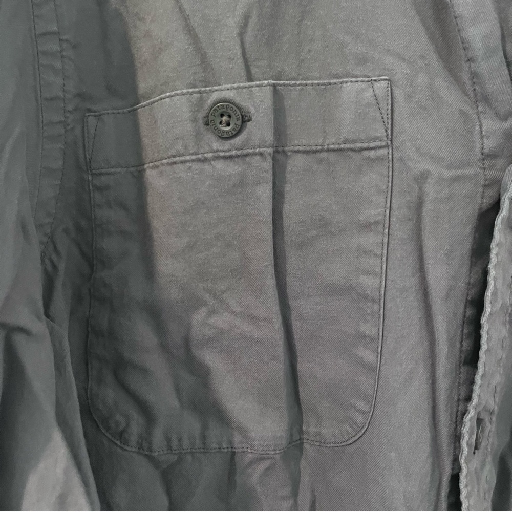 Patagonia Men’s Organic Cotton Button Up Gray Shirt With Front Pockets Medium LS - Picture 5 of 6